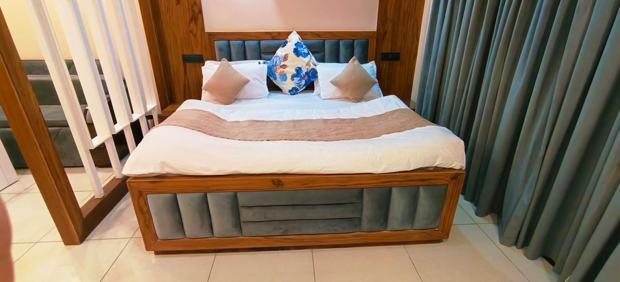Hotel The Cerro Ricco 2 Zirakpur Zewnętrze zdjęcie